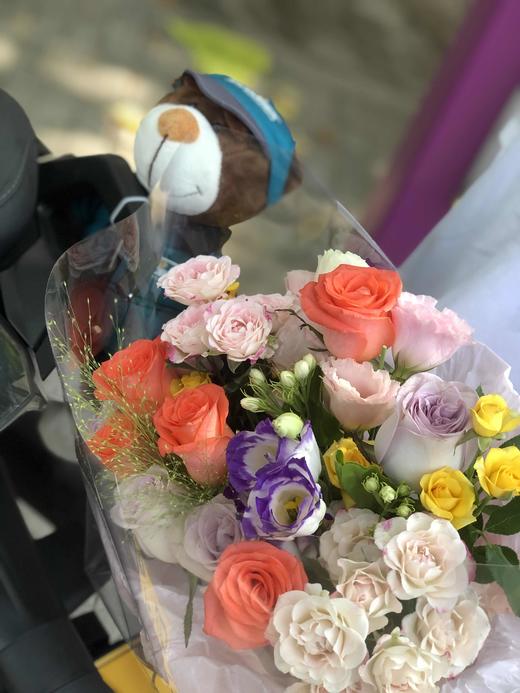 玫瑰混搭花束 商品图1