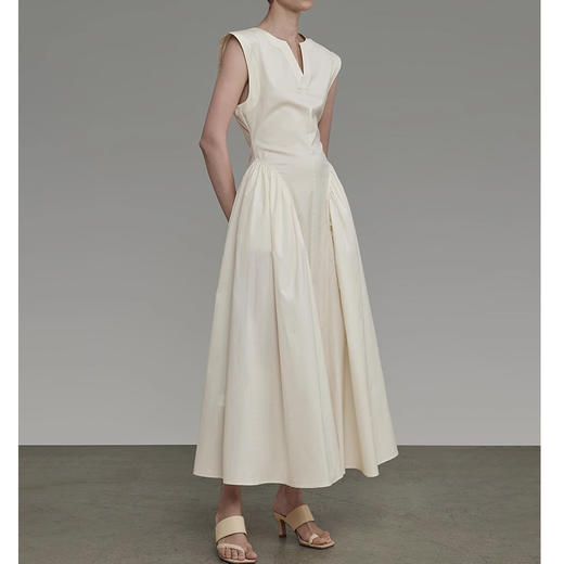 白色法式连衣裙女夏2023新款无袖收腰显瘦裙子小众设计感时尚简约 商品图2