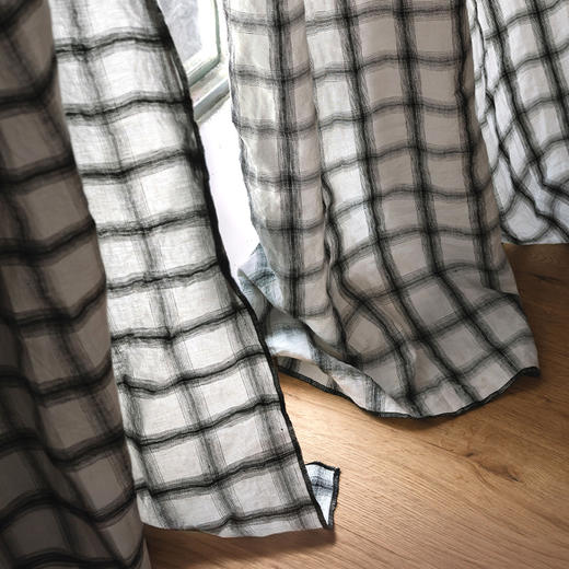 伽罗生活 黑白格纹色织亚麻卧室遮光遮阳窗帘进口雨露麻现代简约 商品图3