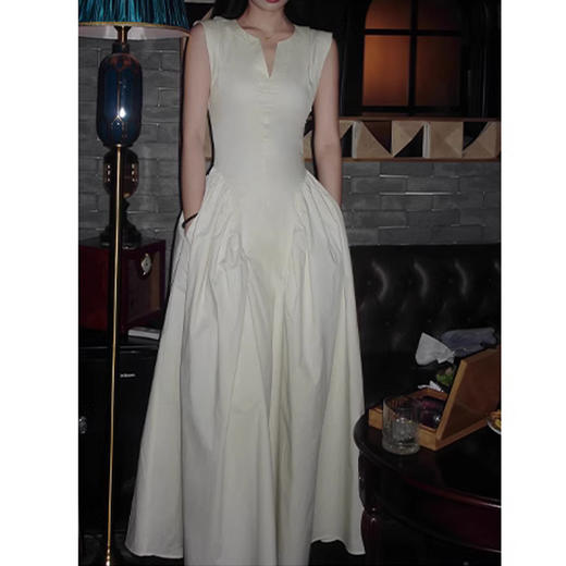 白色法式连衣裙女夏2023新款无袖收腰显瘦裙子小众设计感时尚简约 商品图5