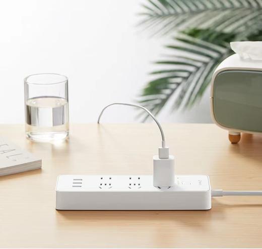 公牛USB插座6位+3位USB口插排排插拖线板接线板电源转换器插座总控全长3米 GNV-UUB126 商品图5