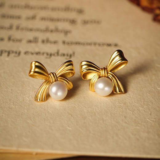 Manreya玛芮雅 “恣意热恋”淡水珍珠铜镀金耳钉法式浪漫小众文艺 商品图6