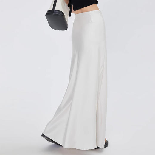 白色缎面垂坠感半身裙夏季醋酸中长款裙子高腰长款a字裙2023 商品图1