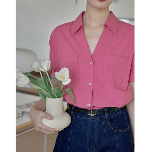 ~天丝棉双口袋衬衫女夏2023新款法式复古v领短袖上衣 商品图5