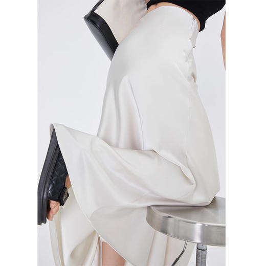 白色缎面垂坠感半身裙夏季醋酸中长款裙子高腰长款a字裙2023 商品图4