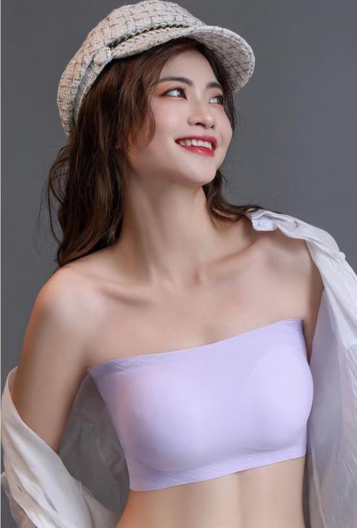 【第二件0元，五色可选！】轻松穿戴，一字围无肩带，抹胸式裹胸夏季，防滑美背带胸垫，舒适无痕冰丝内衣，让你美丽又自在。 商品图2
