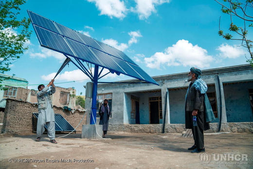 为阿富汗家庭提供一套太阳能灯 商品图7