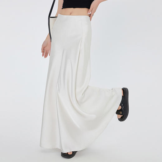 白色缎面垂坠感半身裙夏季醋酸中长款裙子高腰长款a字裙2023 商品图3