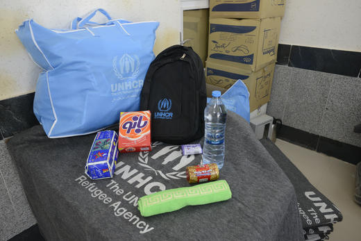 为阿富汗家庭提供一条毛毯 商品图5