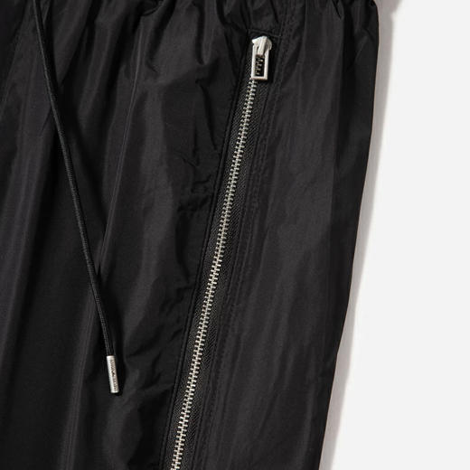 EMPORIO ARMANI 阿玛尼 男士金属徽标休闲裤 黑色 6R1PP1 1NAVZ 0999 商品图2