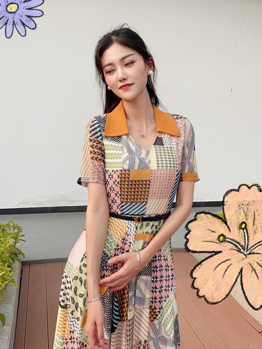 女连衣裙65232 商品图1