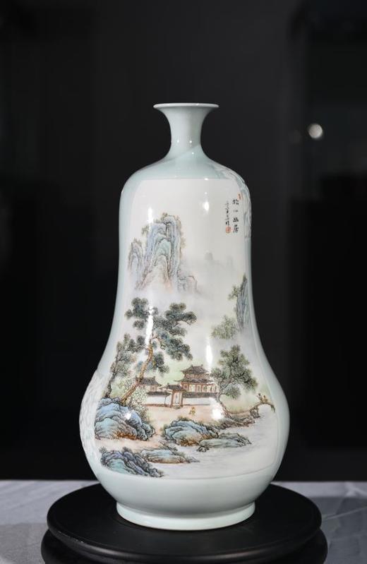 粉彩开窗山水深山雅院福禄瓶 商品图0