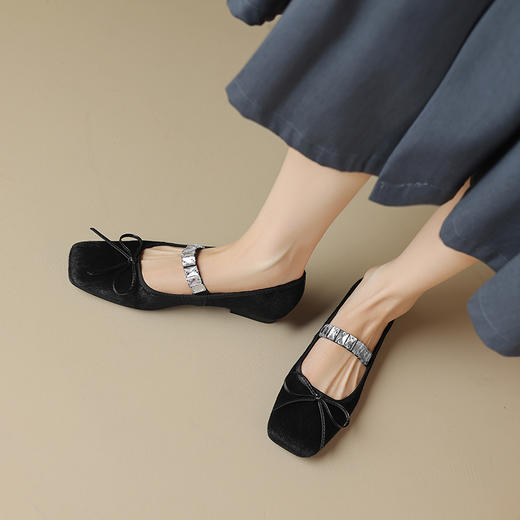 个性百搭，镶钻蝴蝶结平底单鞋NJMK-K670 商品图10