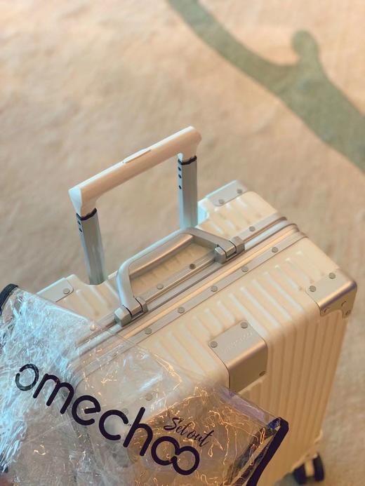 双11限时福利🎁旅行出差必备！正品！原价💰1480，三折298元抢🤩 𝙤𝙢𝙚𝙘𝙝𝙤𝙤欧米丘三代行李箱&泡泡云朵&巨无霸双层箱&前开盖奶油小方！✔超轻抗压【不退不换】 商品图9