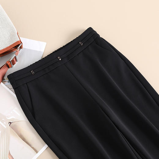 秋季新款，长款修身时尚大喇叭裤后腰松紧通勤气质黑色裤子MYX-QQ7012-L 商品图3