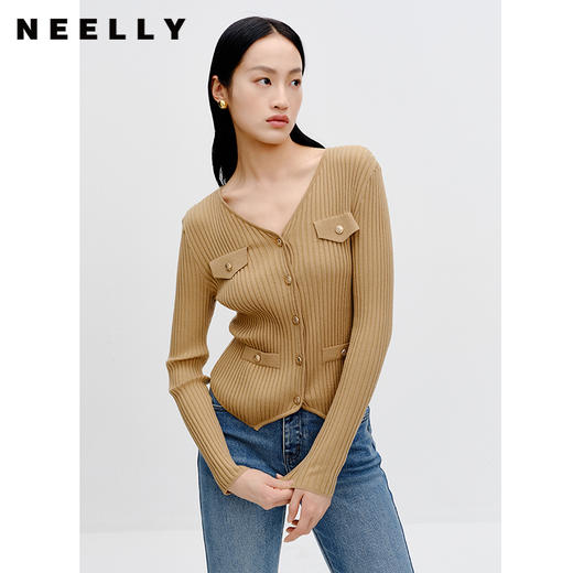 NEELLY纳俪商场同款V领长袖针织衫秋新款单排扣不规则下摆开衫女N23081A01068 商品图2