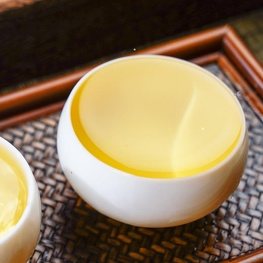 【犀牛塘单株】2023年头春头采，帕沙核心产区单株单采，勐海第一香妃，357g/饼 商品图1