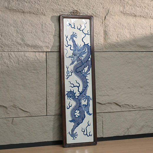 民国 红木框青花龙纹瓷板画挂屏 商品图0