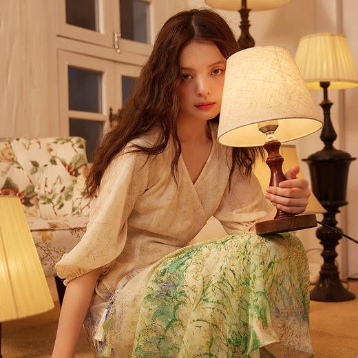 两三事蘭秋之梦 秋季新款复古风文艺印花系设计感带连衣裙 商品图2