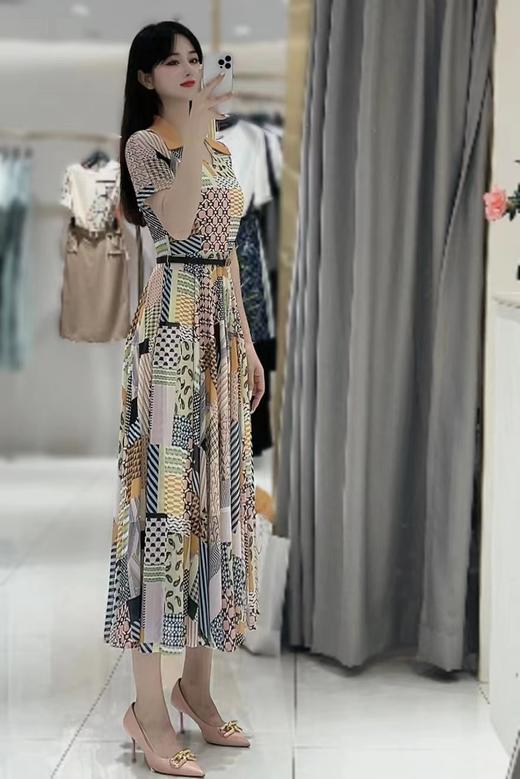 女连衣裙65232 商品图2