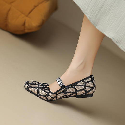 个性百搭，镶钻蝴蝶结平底单鞋NJMK-K670 商品图3