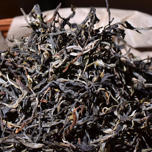 【高端茶】【又野又甜 特殊香气】 年度最佳黑马 高端茶微小产区 小荒田600~800年大型古树单株 斗茶级高货分享！ 2023年云茶盟主独有资源分享！ 商品图1
