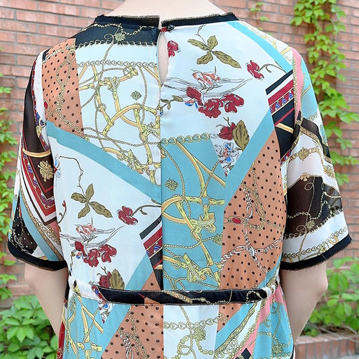 SAINT L’UCK/圣媛女装  新款优雅中长款雪纺花色连衣裙SA220L23 商品图6