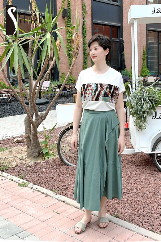 圣三利女装夏季中长款不规则百褶半身裙SL121B05 商品图6