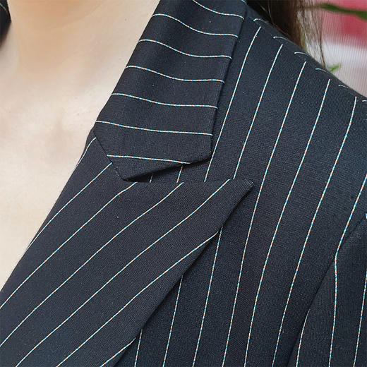 圣三利女装休闲条纹西装外套SL121A06 商品图3