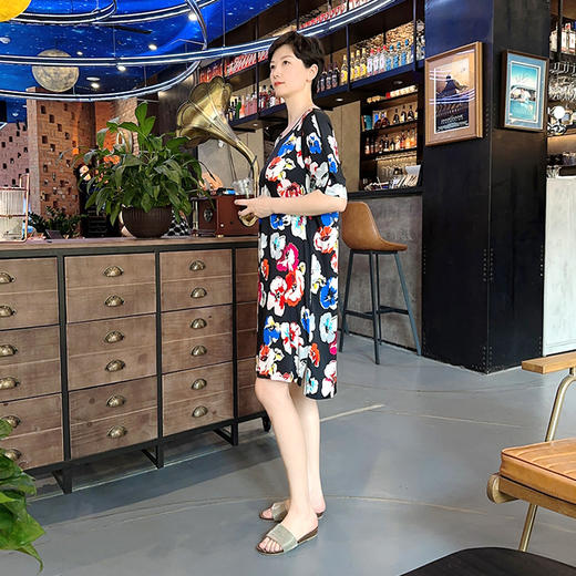 圣三利女装夏季中长款桑蚕丝印花连衣裙SL1927113 商品图1