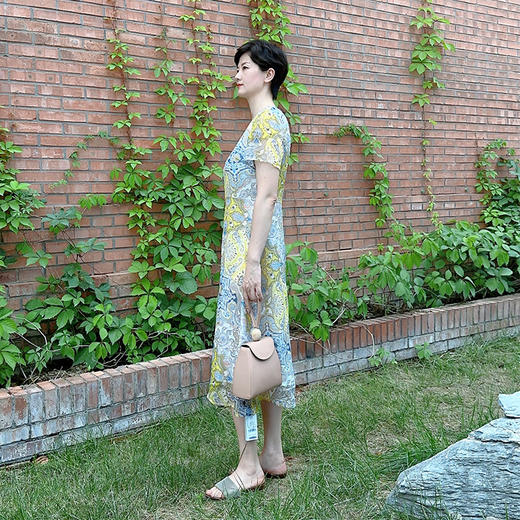 圣三利女装无袖印花中长款连衣裙SL2027207 商品图1