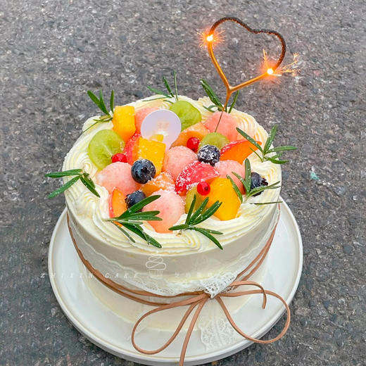 【夏日清新】在这炎热的夏天，来上一口解暑神器吧~~冰淇淋蛋糕 商品图0