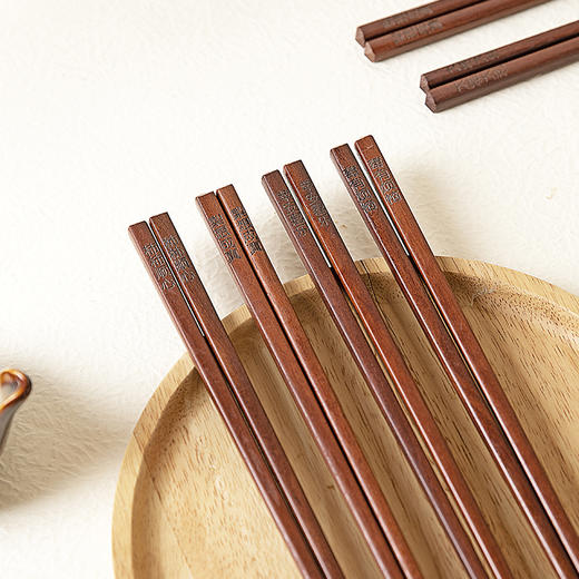摩登主妇许愿抗菌红檀木筷子套装家用一人一筷木质原木实木筷子 商品图2