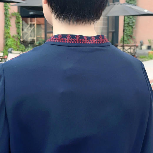 圣三利女装  民族时尚刺绣绑带衬衫SL2014179 商品图5