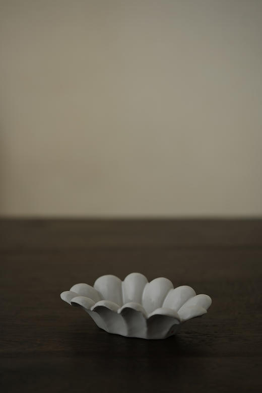 中田雄一05白釉轮花小钵十二花 商品图0