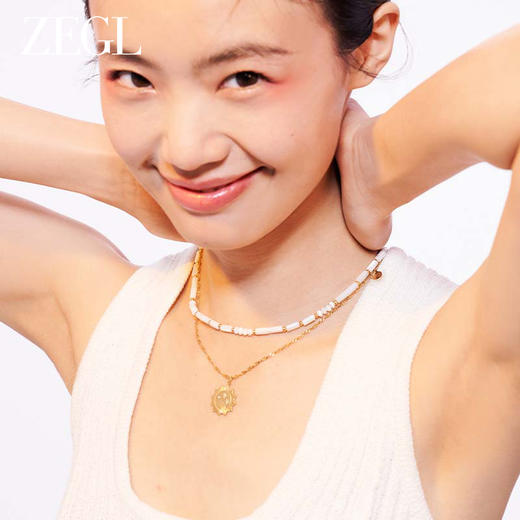 ZEGL设计师金币系列金色圆牌项链女双层叠戴贝壳锁骨链choker颈链 商品图3