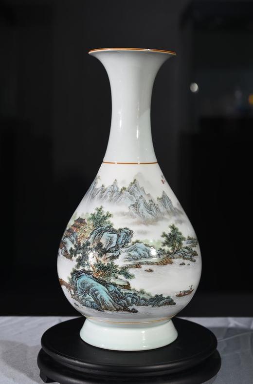 粉彩山水江南幽景玉壶春 商品图0