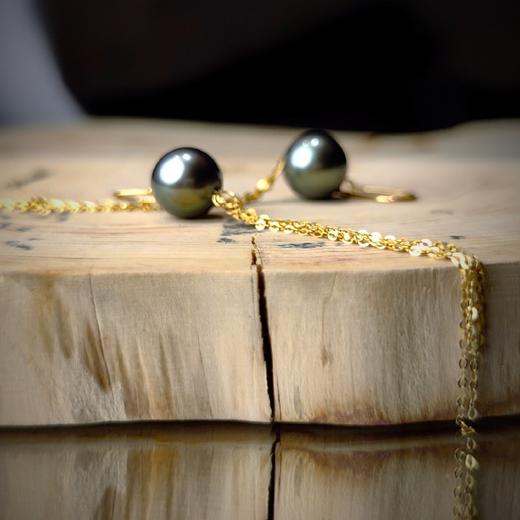 18k镶嵌塔希提海水黑珍珠耳环 商品图2