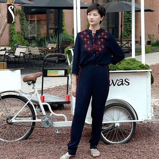 圣三利春季新款绣花束口休闲裤SL2016179 商品图0