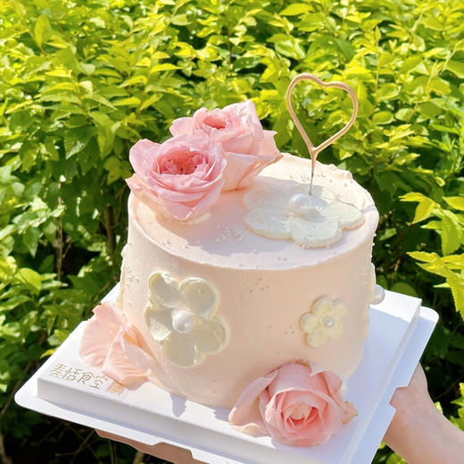 女神鲜花蛋糕（鲜花根据当天花材搭配）烟花蜡随机 商品图0