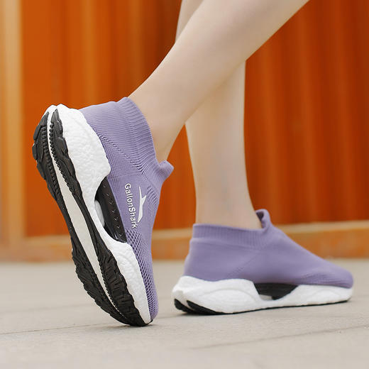 【戈伦鲨】休闲轻奢舒肤鞋男女同款 商品图3