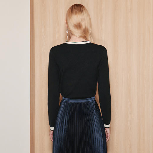 EITIE爱特爱秋季新款时尚简约修身显瘦套头打底毛针织衫7101807 商品图5