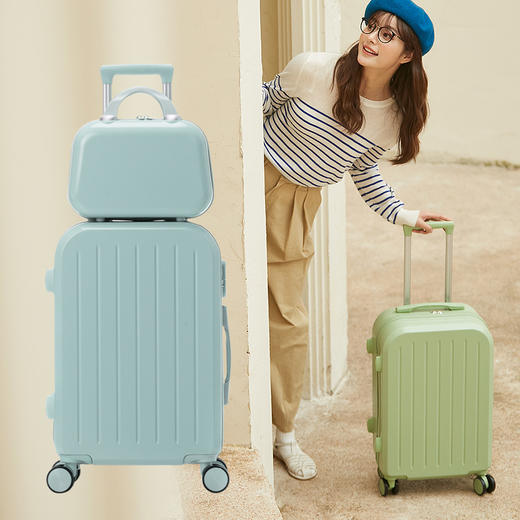 【便捷大容量❗️新款小清新行李箱】轻奢日系行李箱，结实耐用又美观大方，万向轮行走更轻松，密码锁保障旅途安全，旅行常备。 商品图1