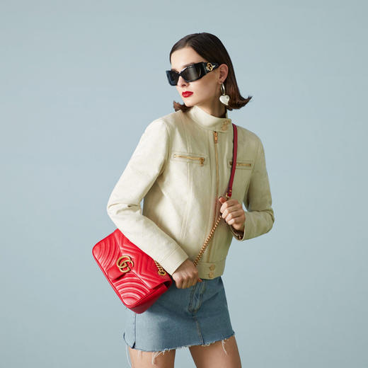 GUCCI 古驰 女士 GG Marmont系列 绗缝V型皮革小号肩背包 红色 443497 AABZC 6832 商品图3