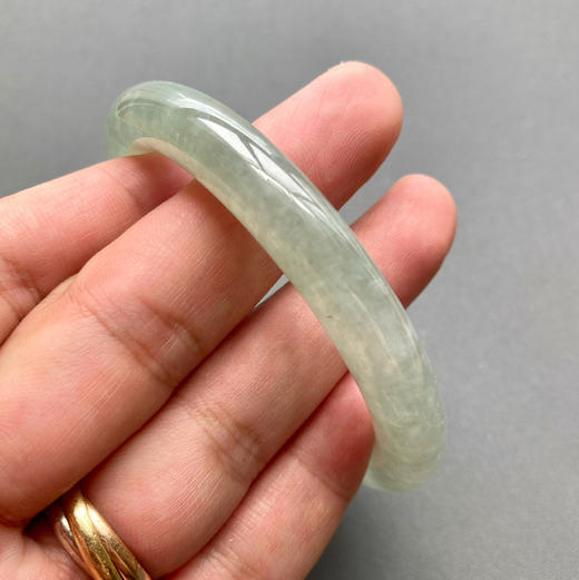 冰种淡晴水翡翠圆条手镯52 商品图6
