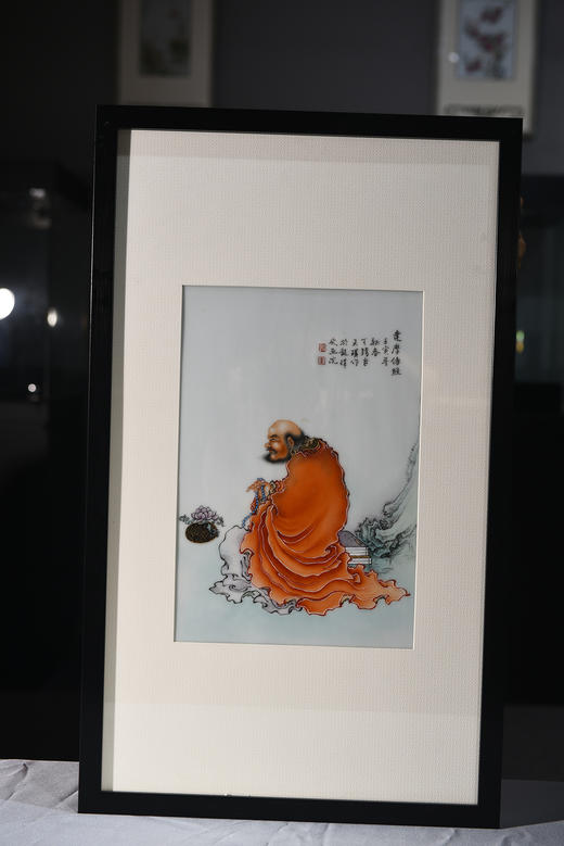 粉彩达摩传经瓷板 商品图0