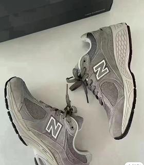 【云粉节】  【新品】7楼 NewBalance 复古运动休闲慢跑鞋元主灰ML2002RC吊牌价：1099元