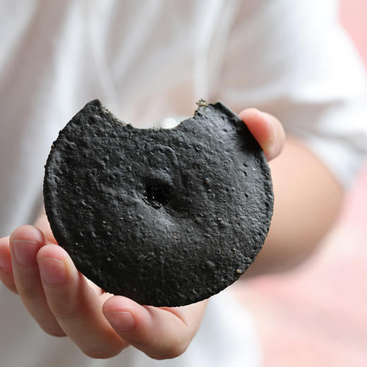 【欢金朵】云南大理五黑藜麦饼盒装 代餐桑椹黑米糕糕点营养早餐零食粗粮 商品图3