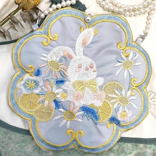 新款原创汉服包包兔年百搭斜挎包中国风兔兔刺绣包包古风小包包 商品图2