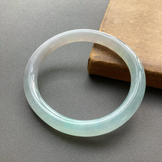 冰种飘阳绿翡翠细圆条贵妃镯53 商品图0